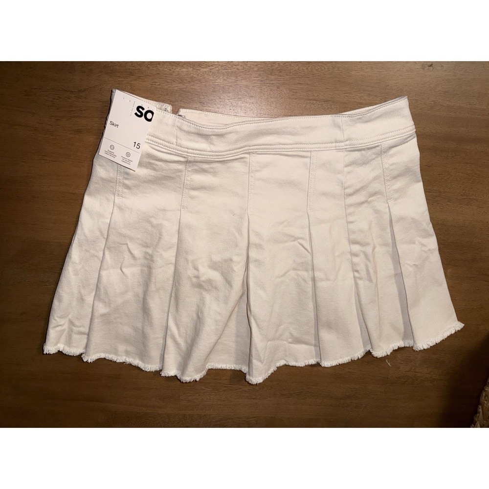 SO Goods For Life White Pleated Mini Skirt Raw Hem Size 15 NWT